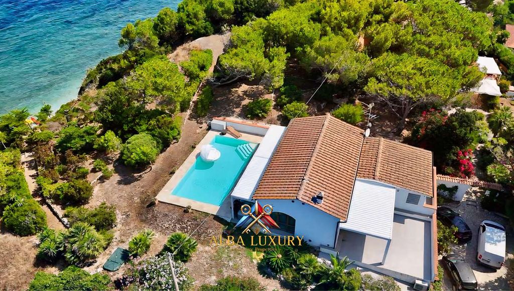 Property photo 3 of 23