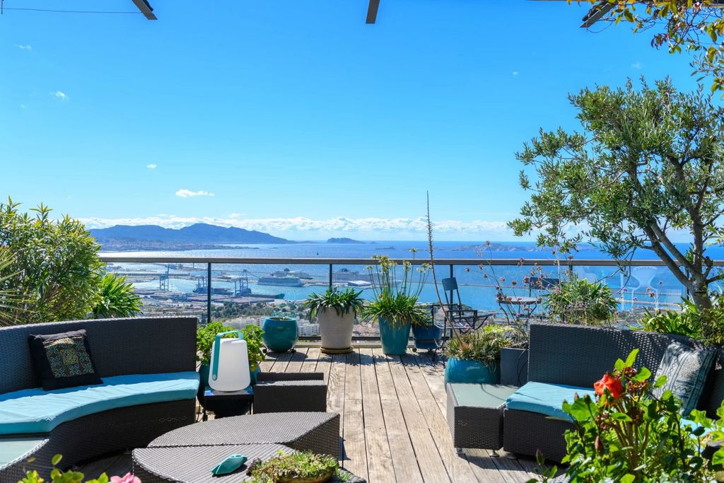 Property photo 1 of 37