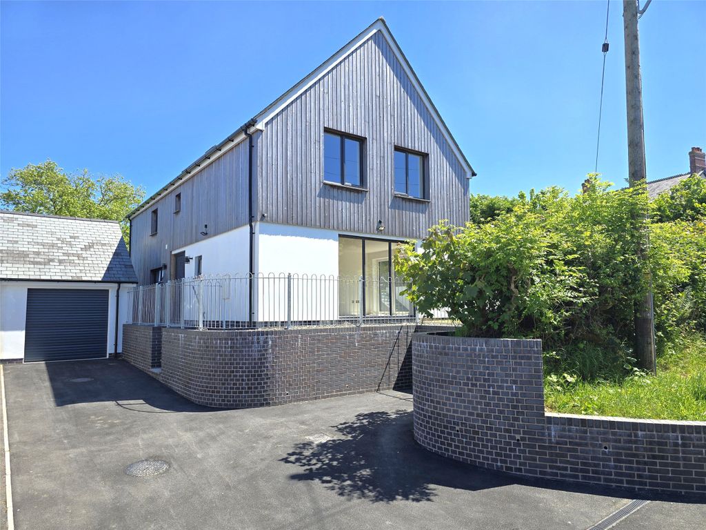 Property photo 1 of 15 Picture No. 02