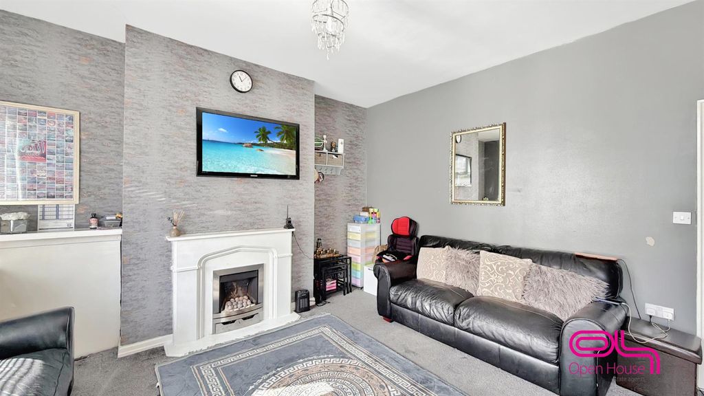 Property photo 3 of 10 Untitled Design - 2026-04-16T215643.516.Png