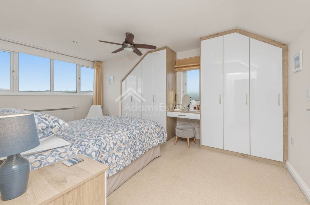 Additional image 15 of 4 bed detached house for saleBriestfield Road, Dewsbury WF12