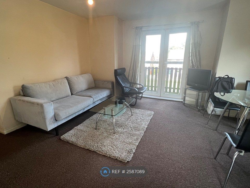 Property photo 2 of 14