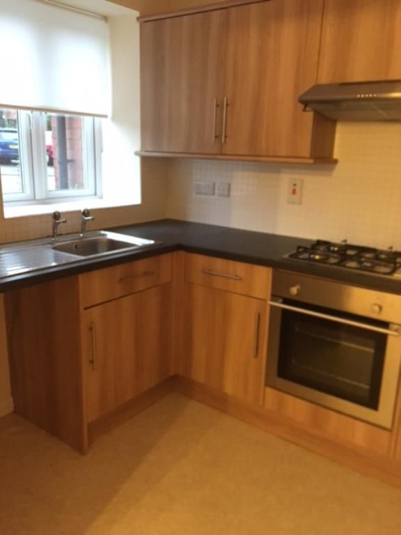 Property photo 2 of 6 Kitchen_Lge.Jpg