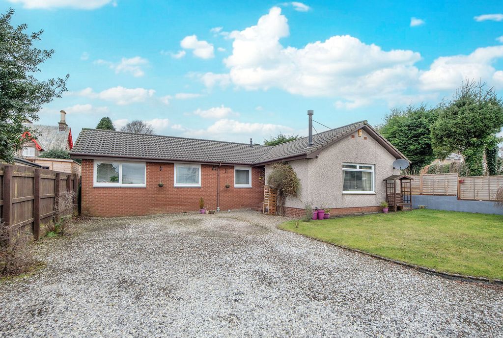 Property photo 1 of 24