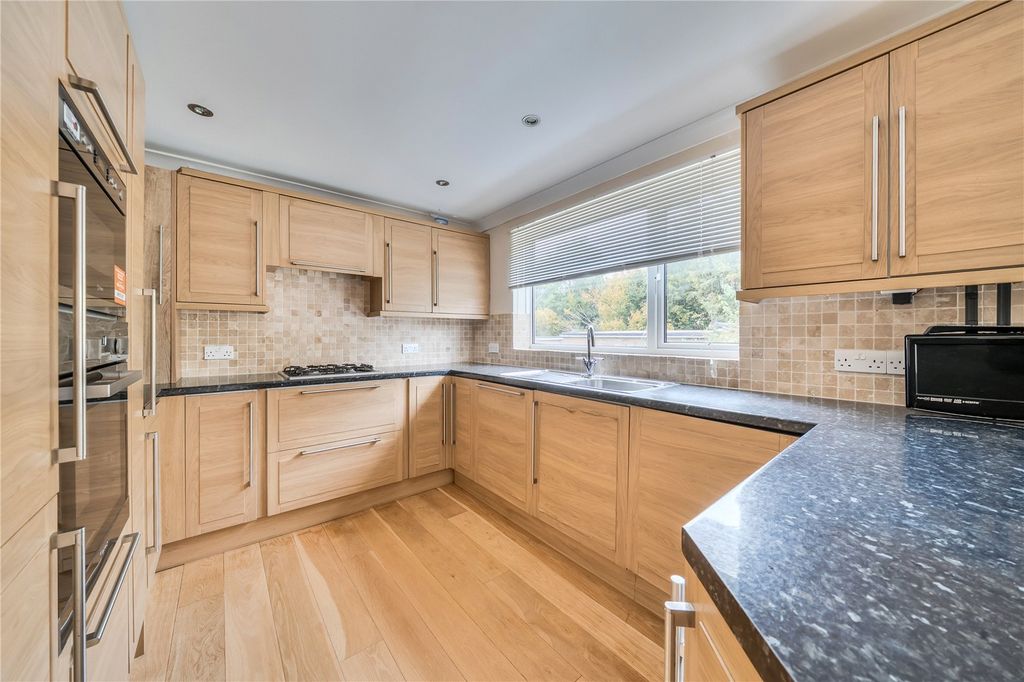 Property photo 3 of 16 Picture No. 38