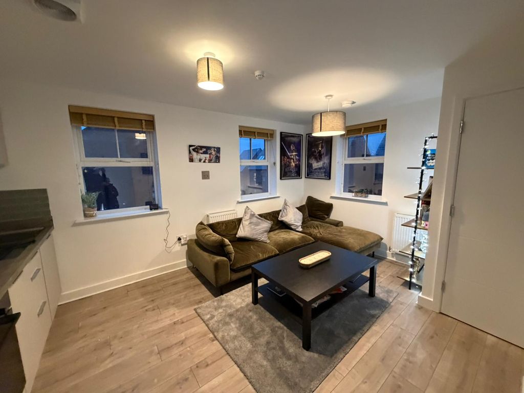 Property photo 2 of 7