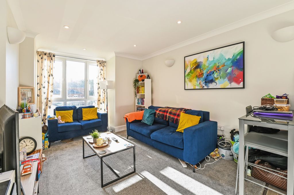 Property photo 1 of 7