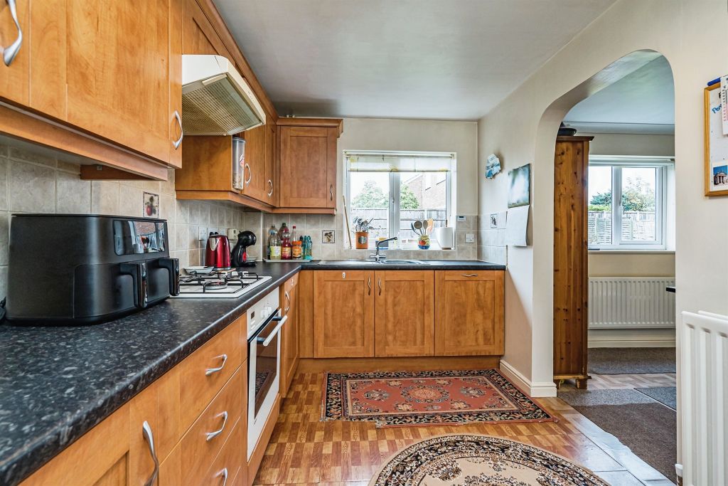 Property photo 3 of 17