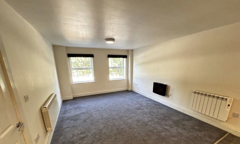 Property photo 3 of 5