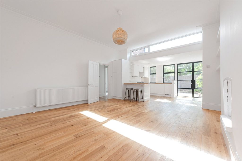 Property photo 1 of 13 Picture No. 06