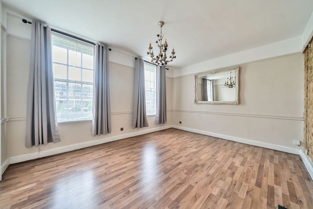 Property photo 2 of 22 Reception