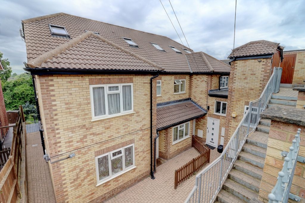 Property photo 1 of 9 Picture No. 03
