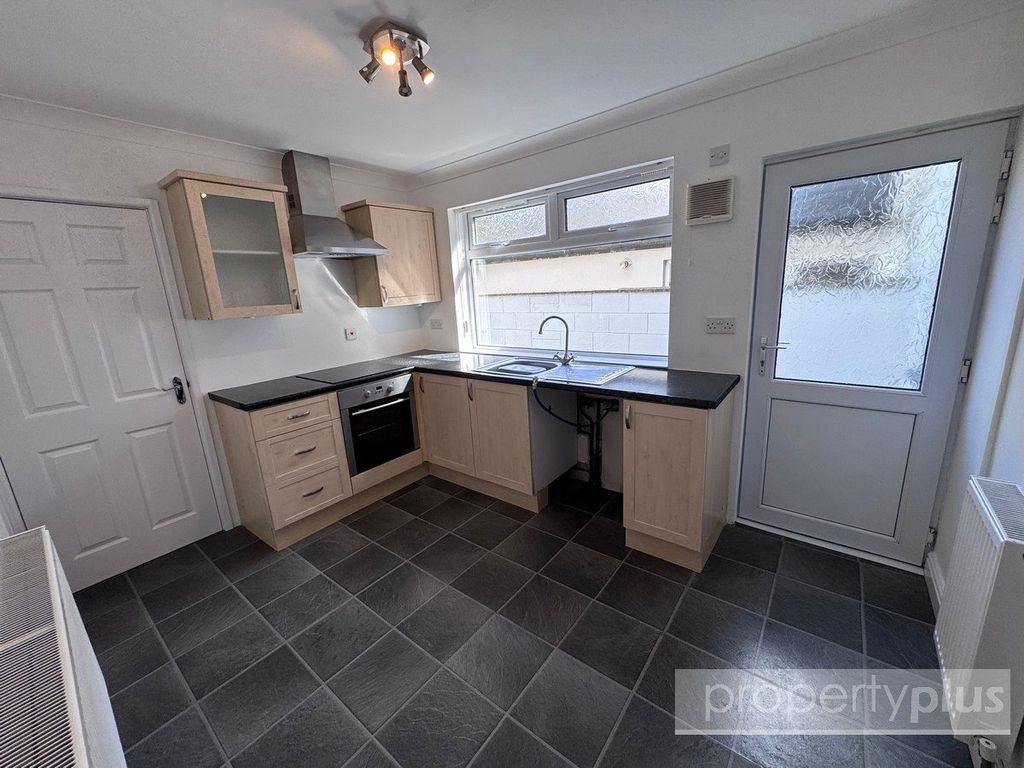 Property photo 2 of 13 Picture No. 07