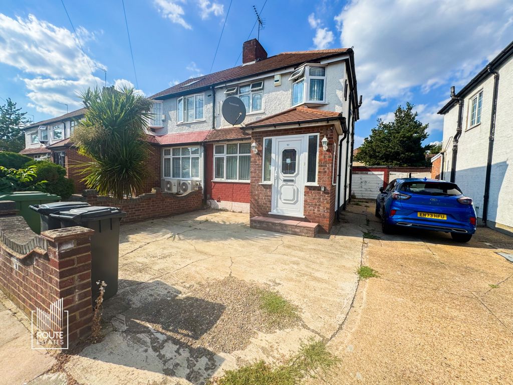 Property photo 1 of 13 Photo 10