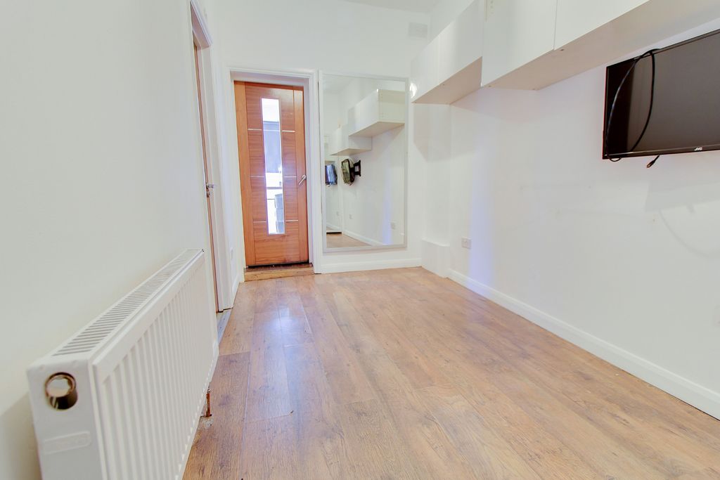 Property photo 1 of 4 Photo 1