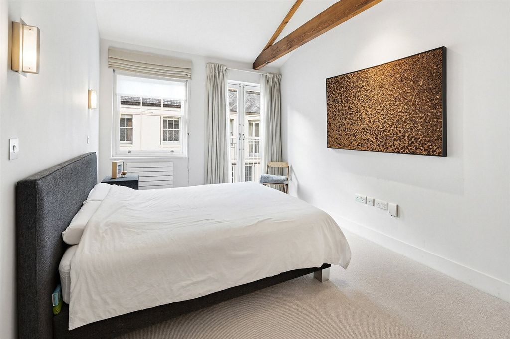 Property photo 2 of 17 Picture No. 20