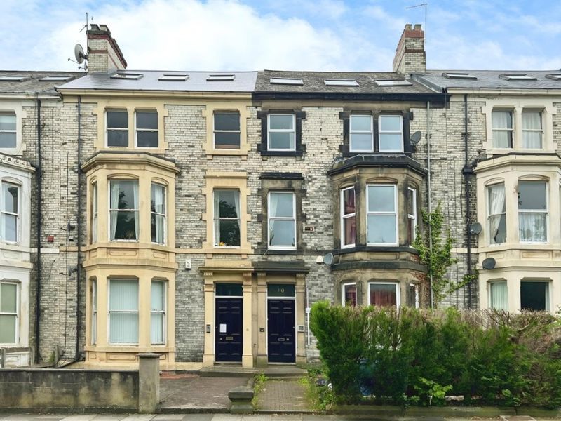 Property photo 1 of 7 Photo 4