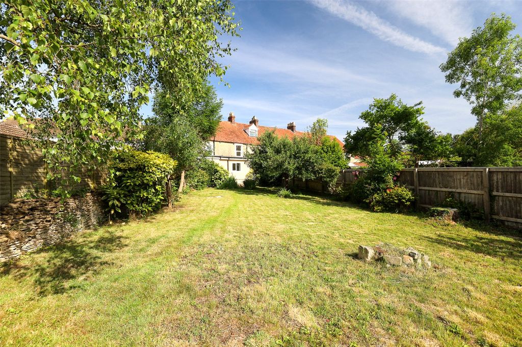 Property photo 2 of 22 Picture No. 35