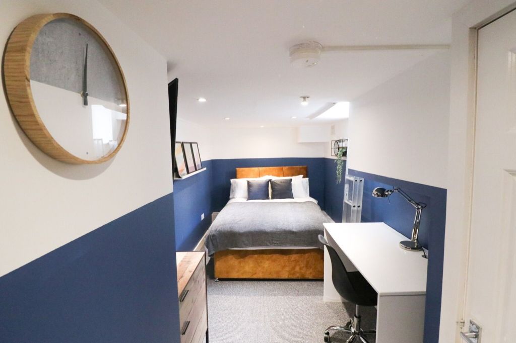 Property photo 3 of 19 Bedroom