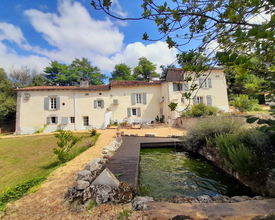 Property photo 1 of 15