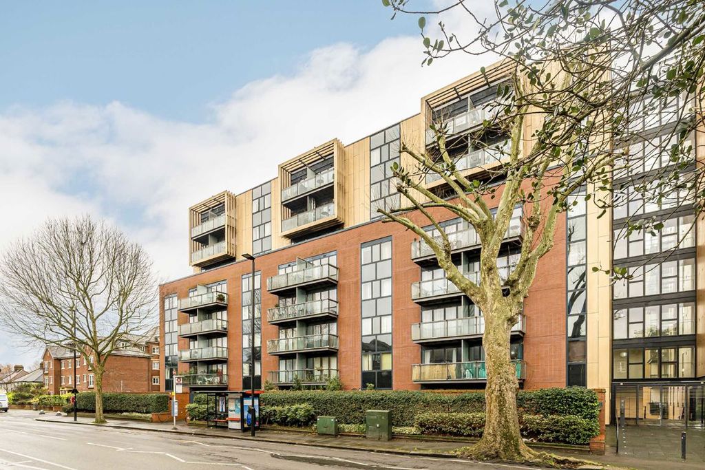 Property photo 1 of 6