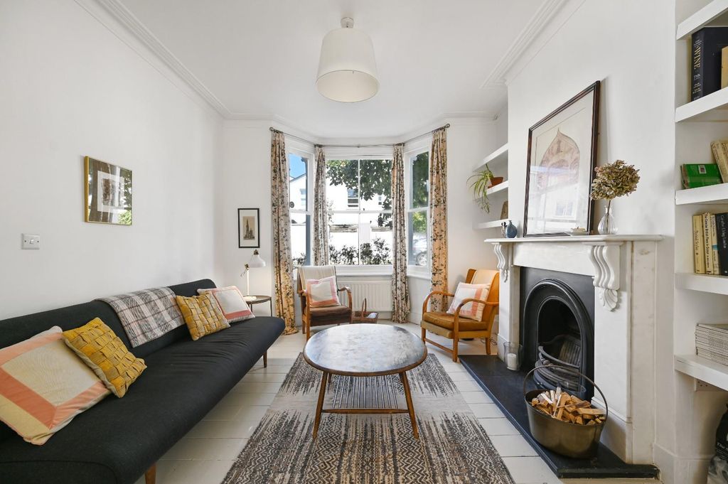 Property photo 2 of 26 Bcfbl - Becklow Road - Reception (4).Jpg