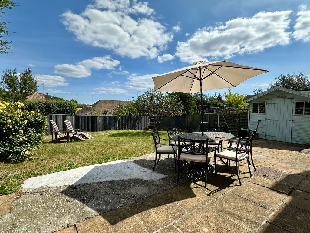 Property photo 2 of 20