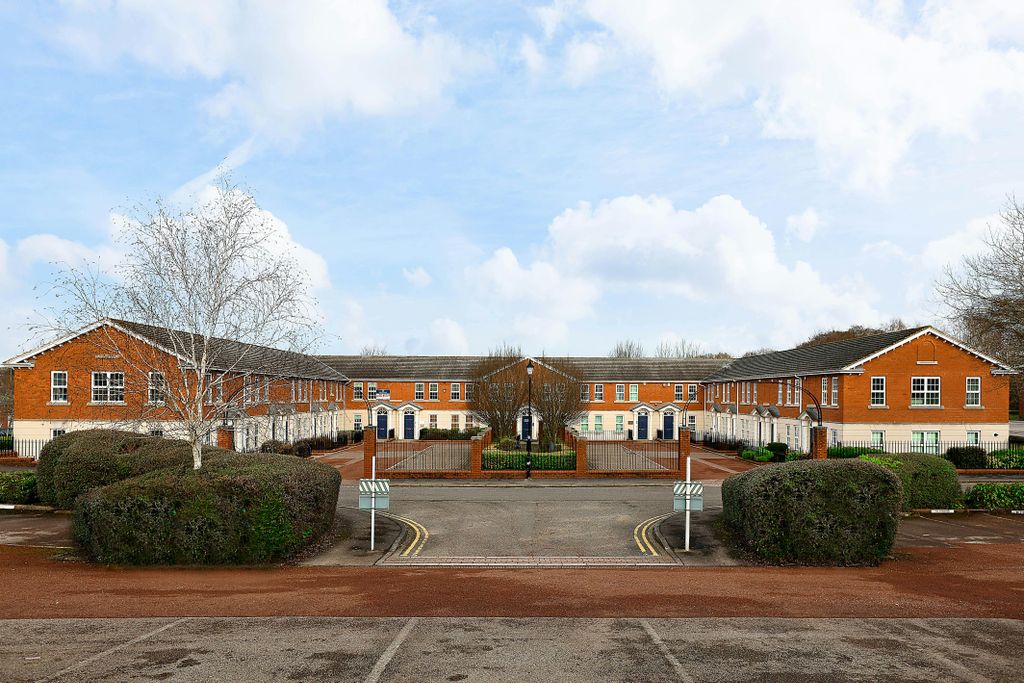 Property photo 2 of 4 23_Hornbeam_Park_08.Jpg