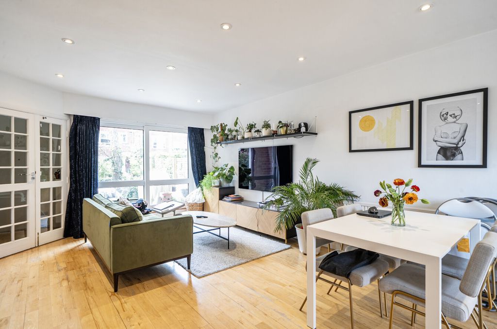 Property photo 2 of 20 1452795-1-69F22Bf...