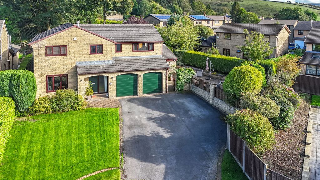 Property photo 1 of 46