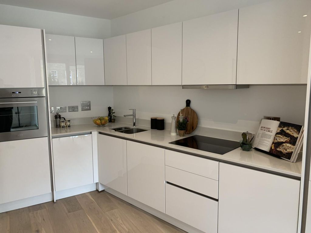 Property photo 3 of 8 Image