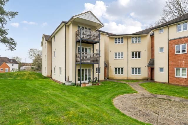 Property photo 1 of 17 External View