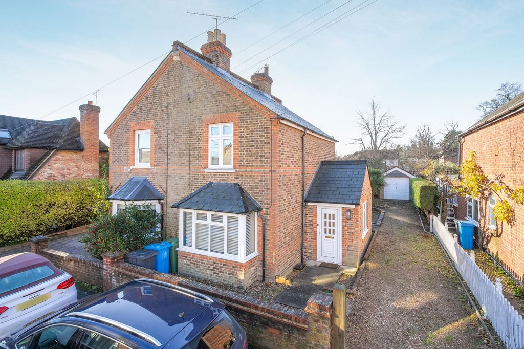 Property photo 1 of 8