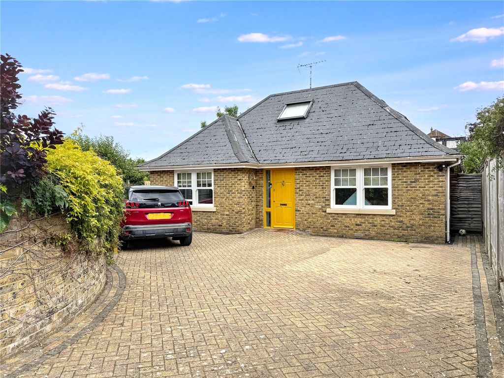 Property photo 1 of 23 Picture No. 27