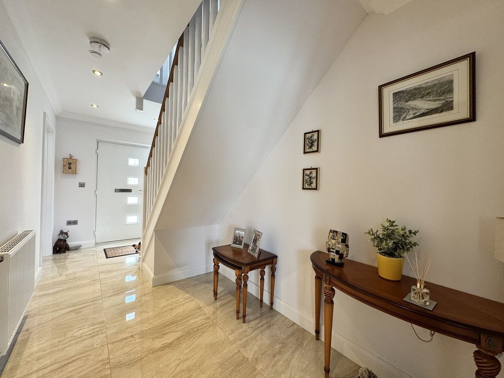 Property photo 2 of 35 Hallway