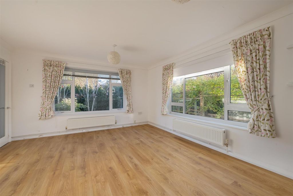 Property photo 3 of 13 Nursery Close, Tankerton, Whitstable