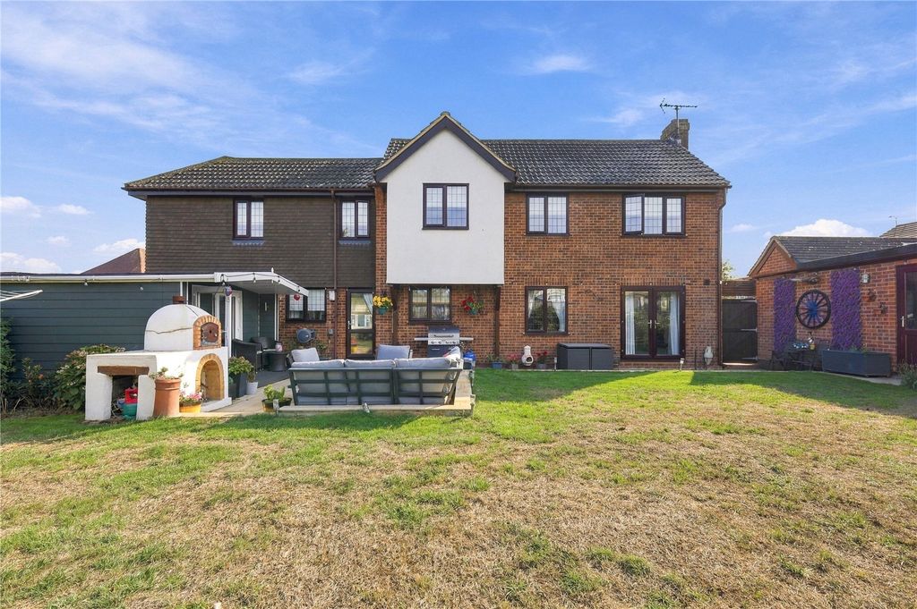 Property photo 2 of 33 Picture No. 47