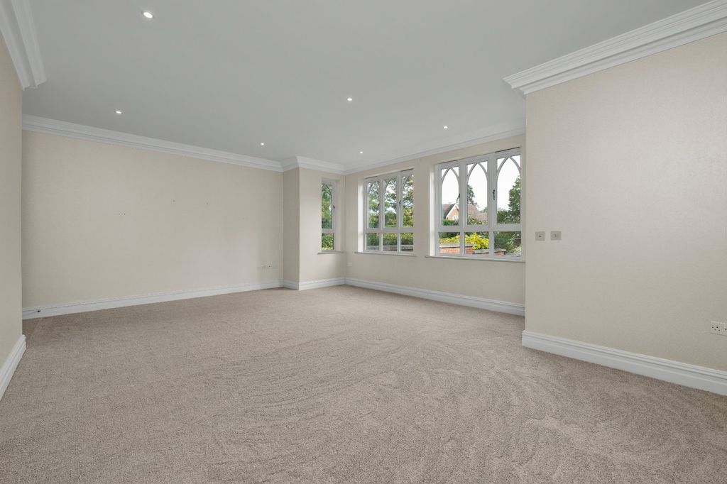 Property photo 3 of 14 Reception Room