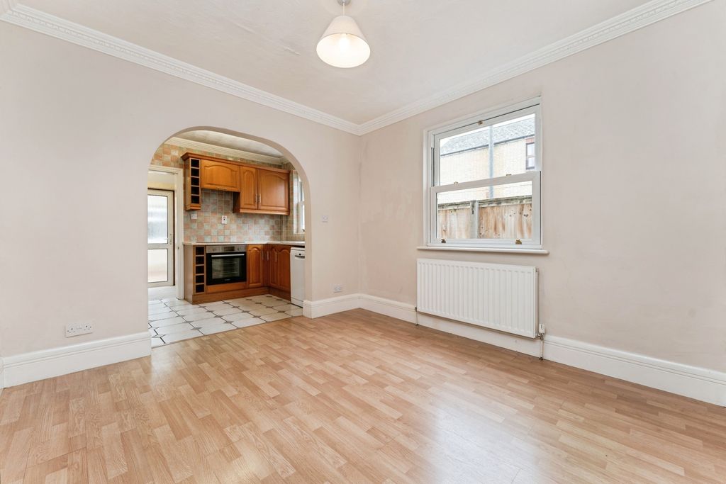 Property photo 3 of 30 Photo