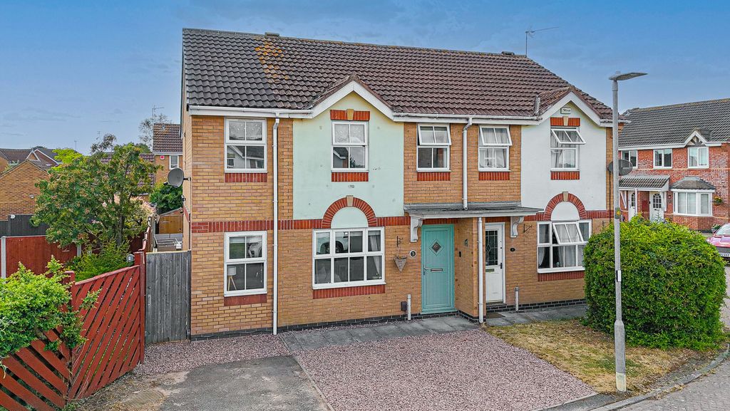 Property photo 2 of 19