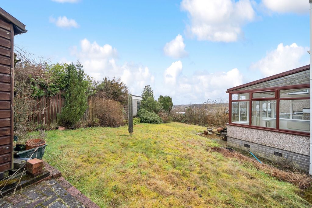 Property photo 3 of 26