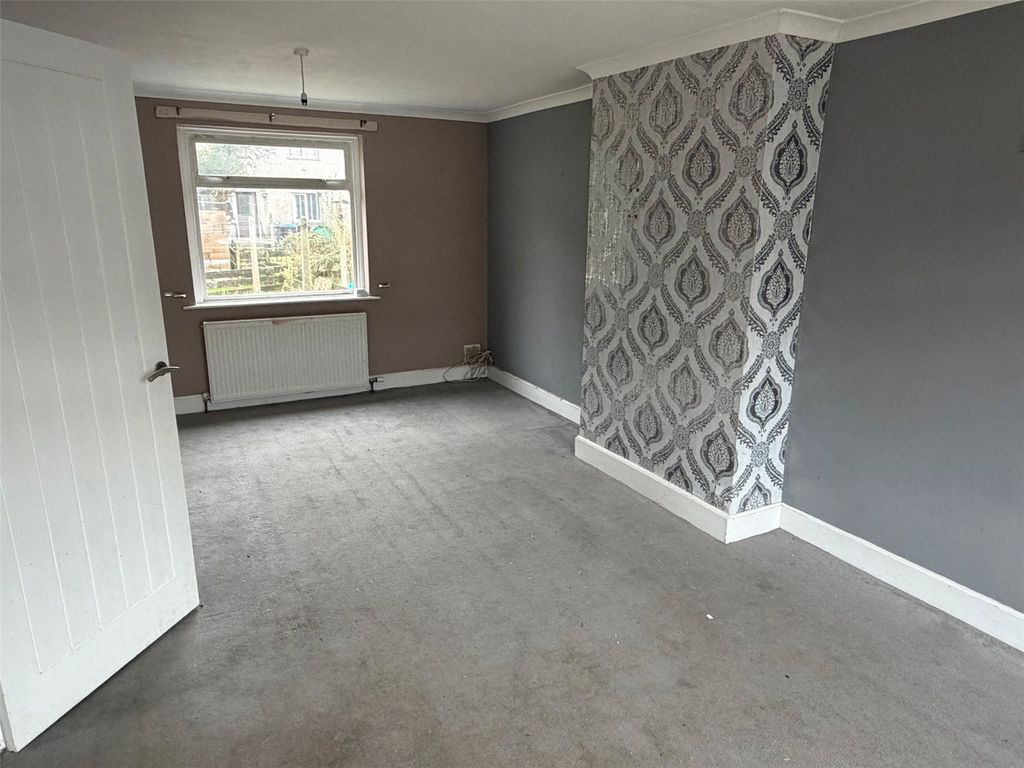 Property photo 3 of 8 Picture No. 05