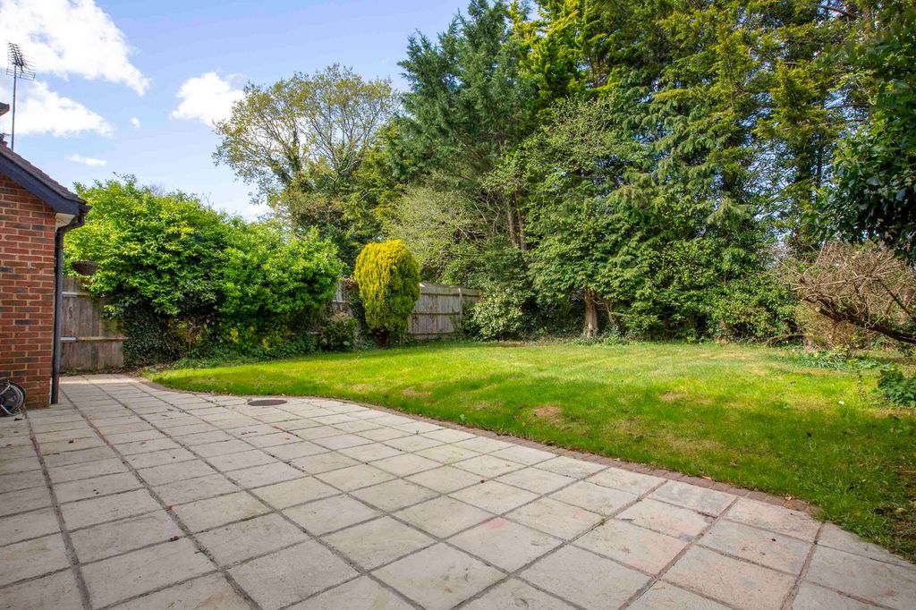 Property photo 2 of 14