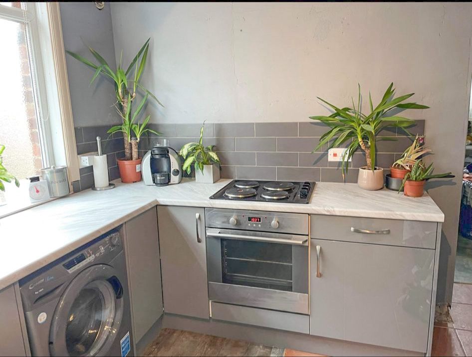Property photo 3 of 17 Ground Floor Flat