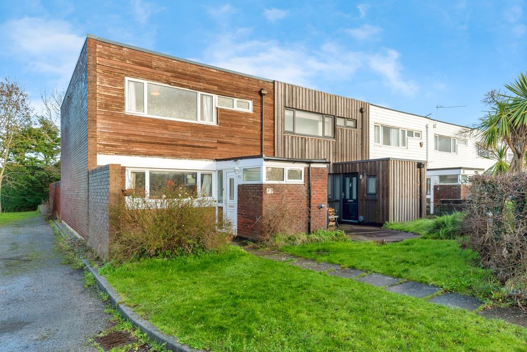 Property photo 1 of 15 10_Wood_End-29