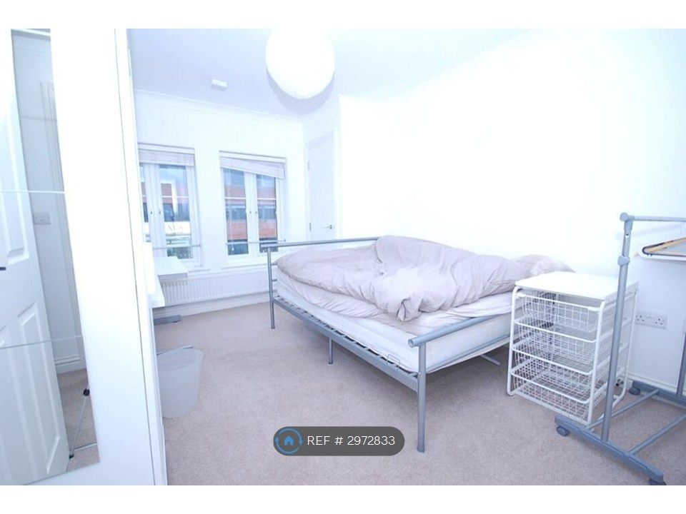 Property photo 3 of 6