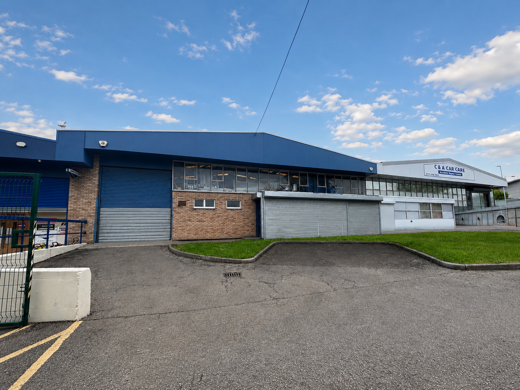 Property photo 1 of 5
