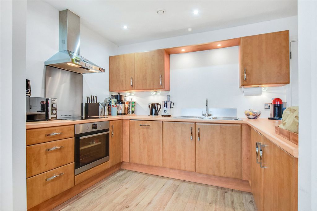 Property photo 3 of 20 Picture No. 16