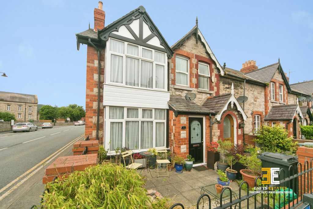 Property photo 1 of 31