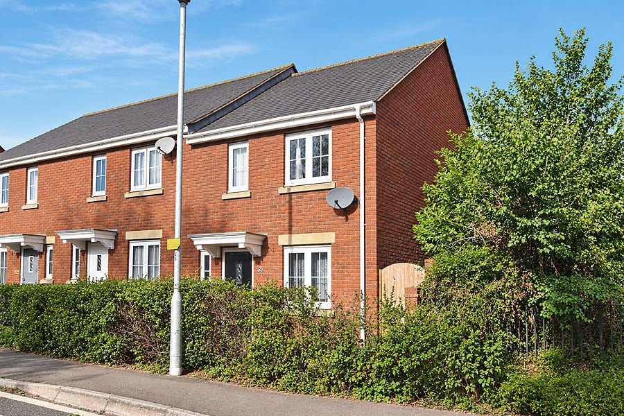 Property photo 1 of 12
